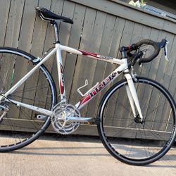 Bike Trek 2200 Carbon And Aluminium, Very Lightweight, Beutyful Road Bike…Frame54-56 Cm