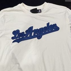 LA dodgers shirt size small