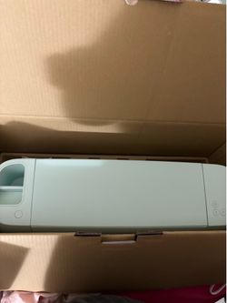 Cricut Explorer 3 w/ Accessories
