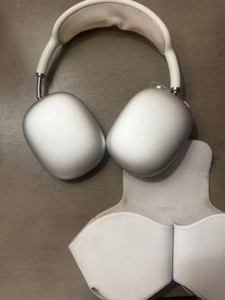 Apple AirPods Max Headphones Silver