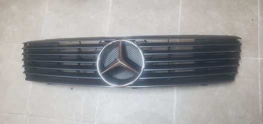 91-98 Mercedes-Benz CL W140 Front GRILL. New