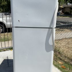 30 By 66 Inches Refrigerator Refrigerador 30 Por 66 Pulgadas 