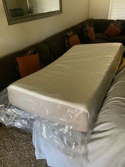 Amazon basic memory foam mattress, soft plush feel, breathable, 10 inch, twin, white/gray