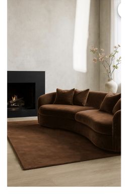 8’x10’ Solid Brown Rug