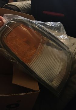 95 96 camry park lamp assy light right side