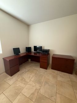 Office Furniture Set