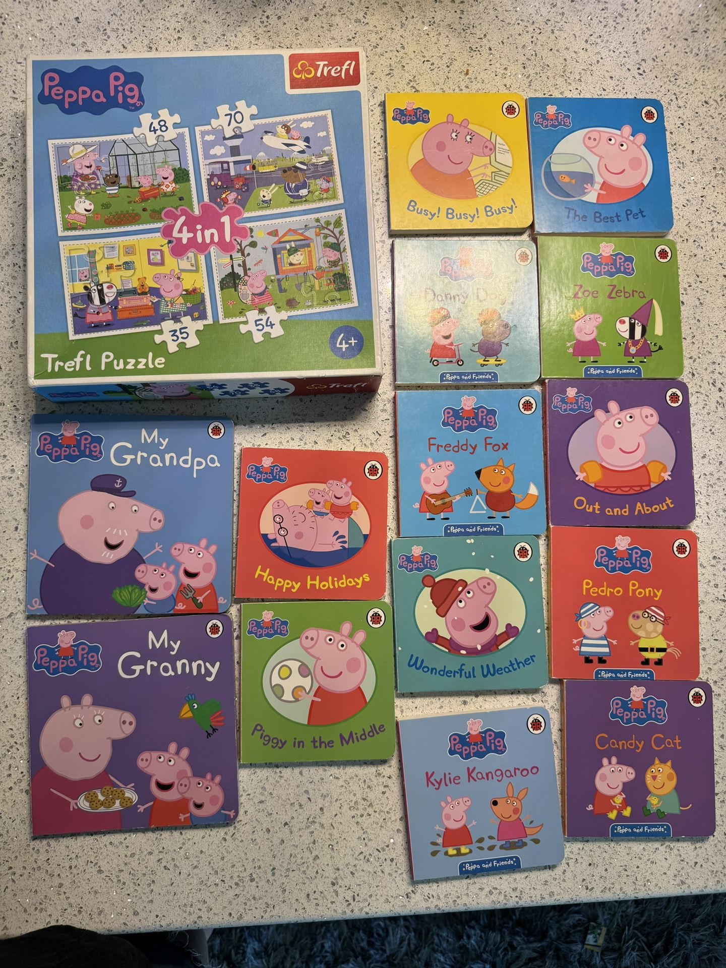 Pepper Pig - Jigsaws and Books