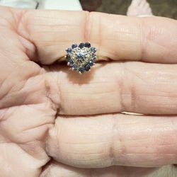 🎁Genuine 14k Yellow Gold Ring With Zaphires And Diamonds- Heart Shape🎁