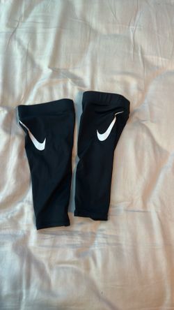 Adult Nike forearm sleeves