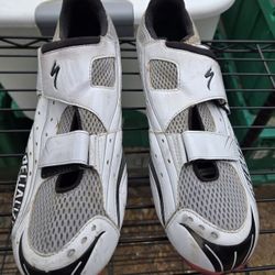 MEN'S BIKE PEDALING SHOES SIZE 12