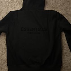 Black Essentials Set