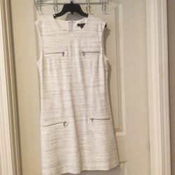 Dress , Brand new Condition   From Banana Republic, Size 14 Beige/whites With Black,  Color Zipper At The Back