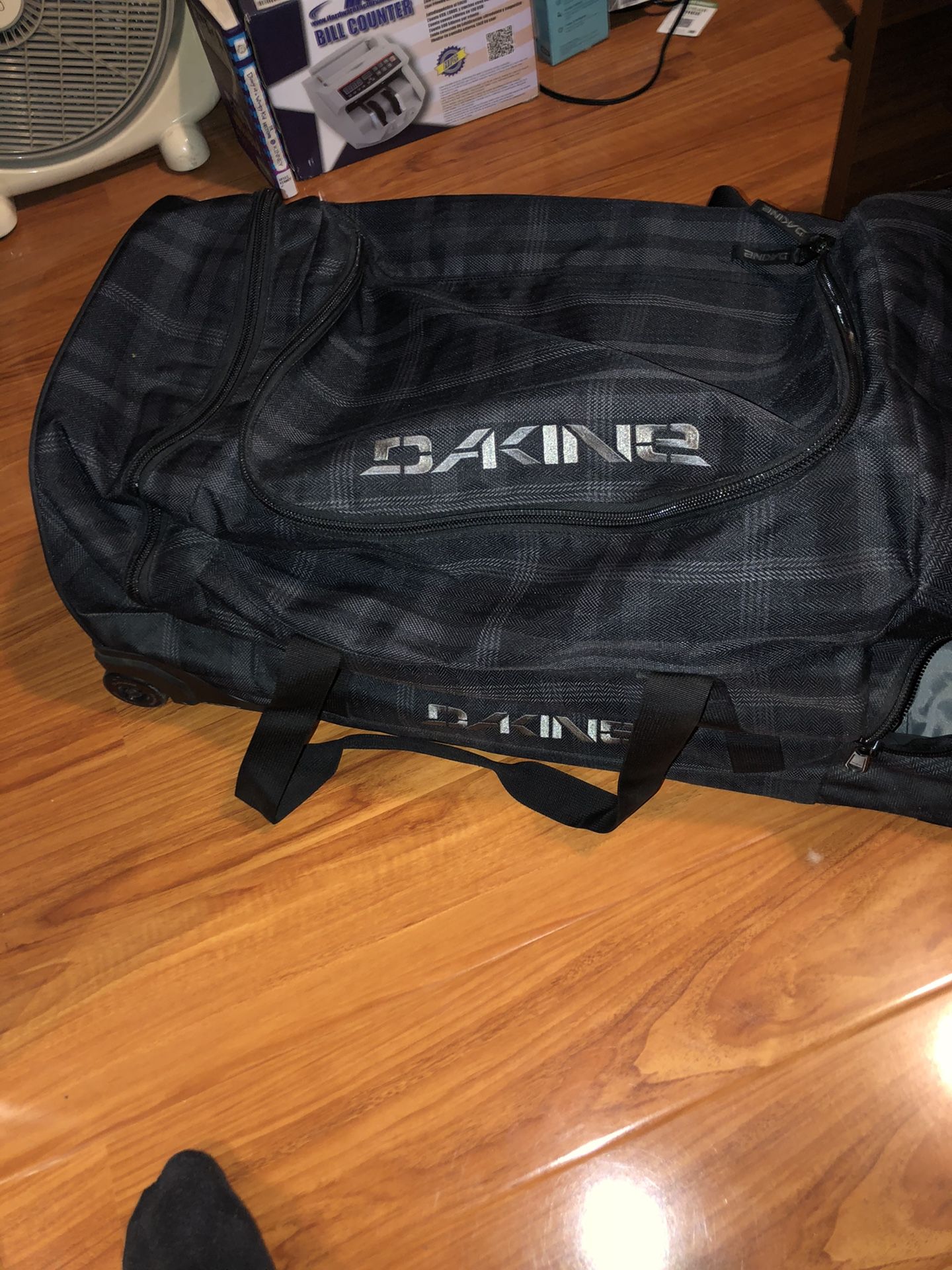 Dakine snowboarding duffel bag