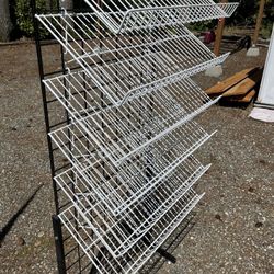 6 Grid Rack Wire Shelves White Slanted