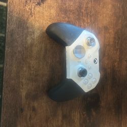 Xbox Elite Series Controller