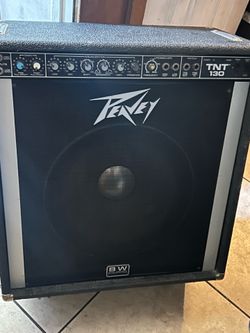 Peavey TNT 130, Vintage para bass guitar es husada pero trabaja  bien calada antes que la compre ,