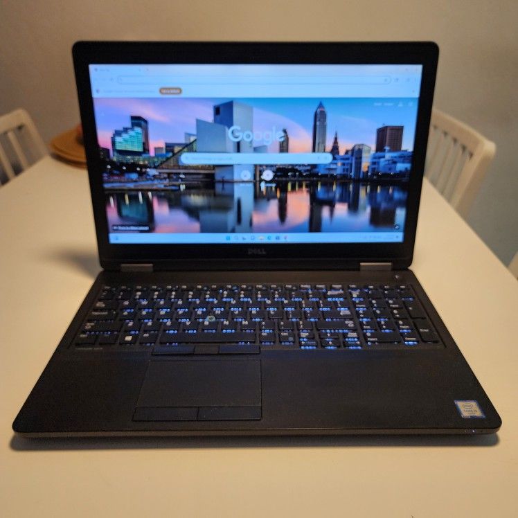 Dell Latitude E5570 Laptop 💻 computer
Intel Core i5-6300U -
8GB Ram
240GB SSD
Windows 11 pro. Microsoft office installed. Nothing wrong. ** NO