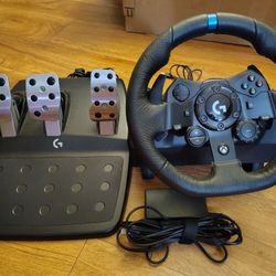 Logitech G923 Racing Wheel For Xbox PC