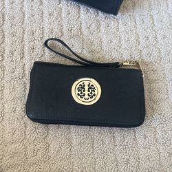 Black Wallet
