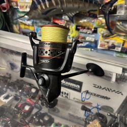 80$! Penn Fierce 8000 New Clean Braid. Fishing Reel Just Serviced. 