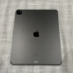 Apple iPad Pro (12.9-inch, Wi-Fi, 128GB) - Space Gray - 4th Gen