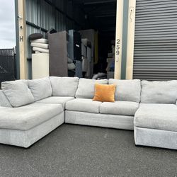 Sectional Couch 