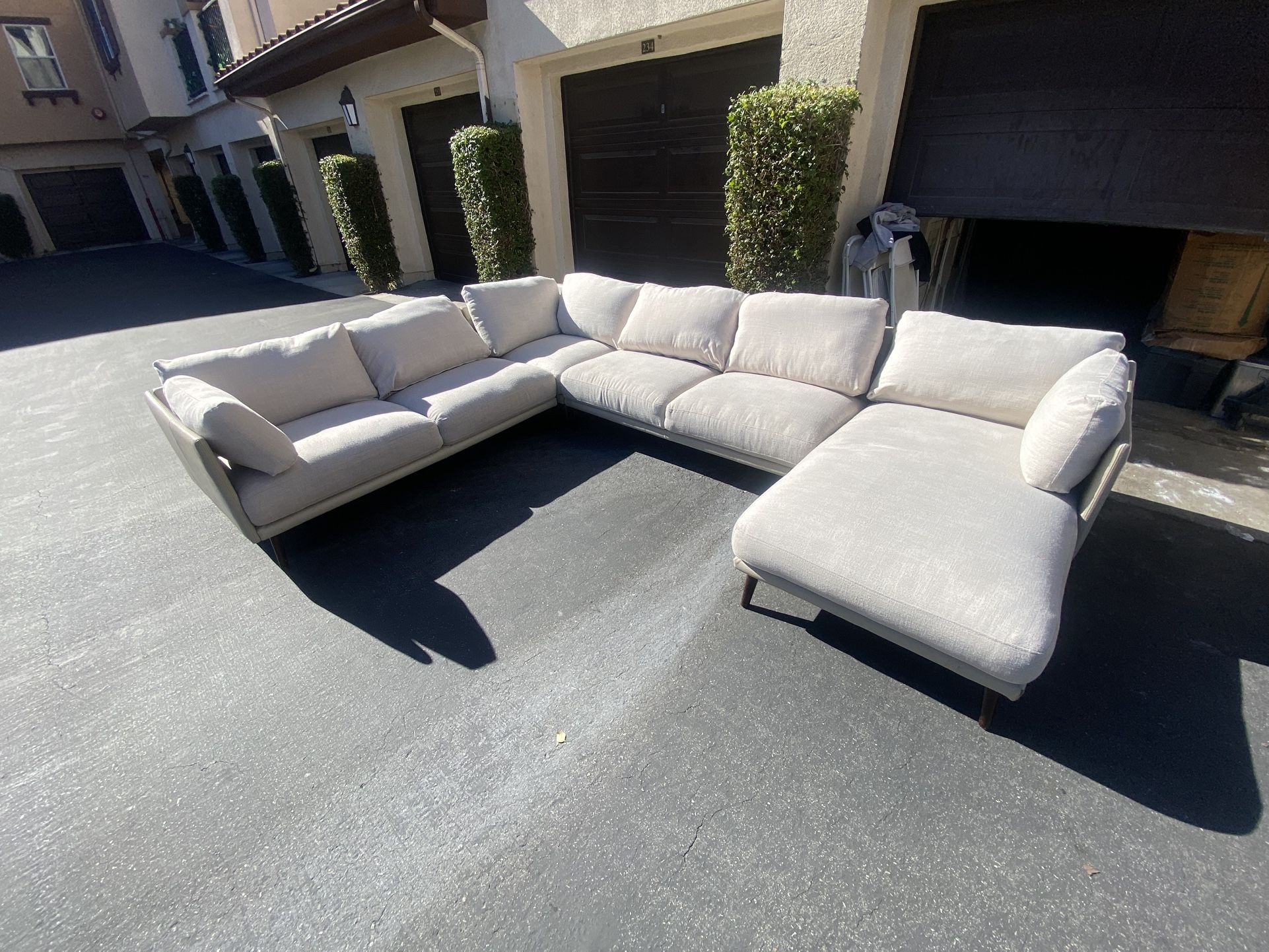 Sectional Sofa