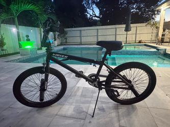 Weize freestyle 20” bike