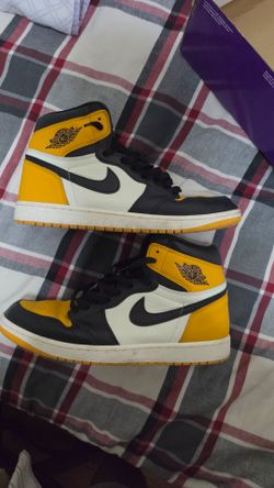 Air Jordan 1 High Taxi