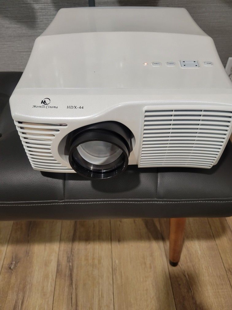 Electronics TV Projector: Open BOX