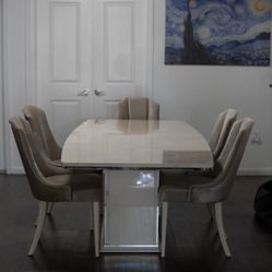 Bellona Elegant Dining Table And Chairs