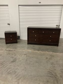 Dark brown bedroom set dresser and nightstand