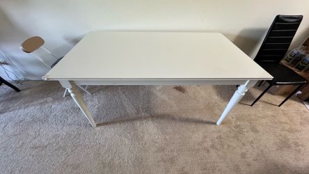 Dinning table