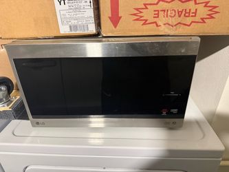 LG Microwave