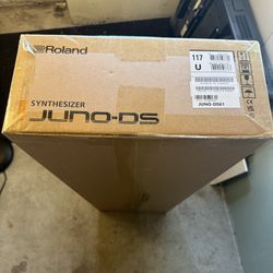 Roland JUNO-DS61