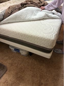 Serta Split King Adjustable Base and Serta Matress