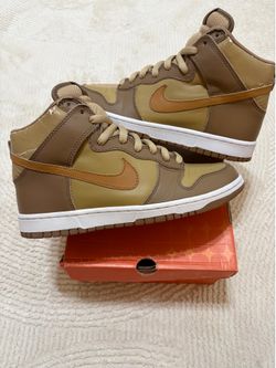 Nike dunk high maple