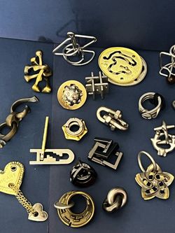 Hanayama cast puzzle/Brain teasers