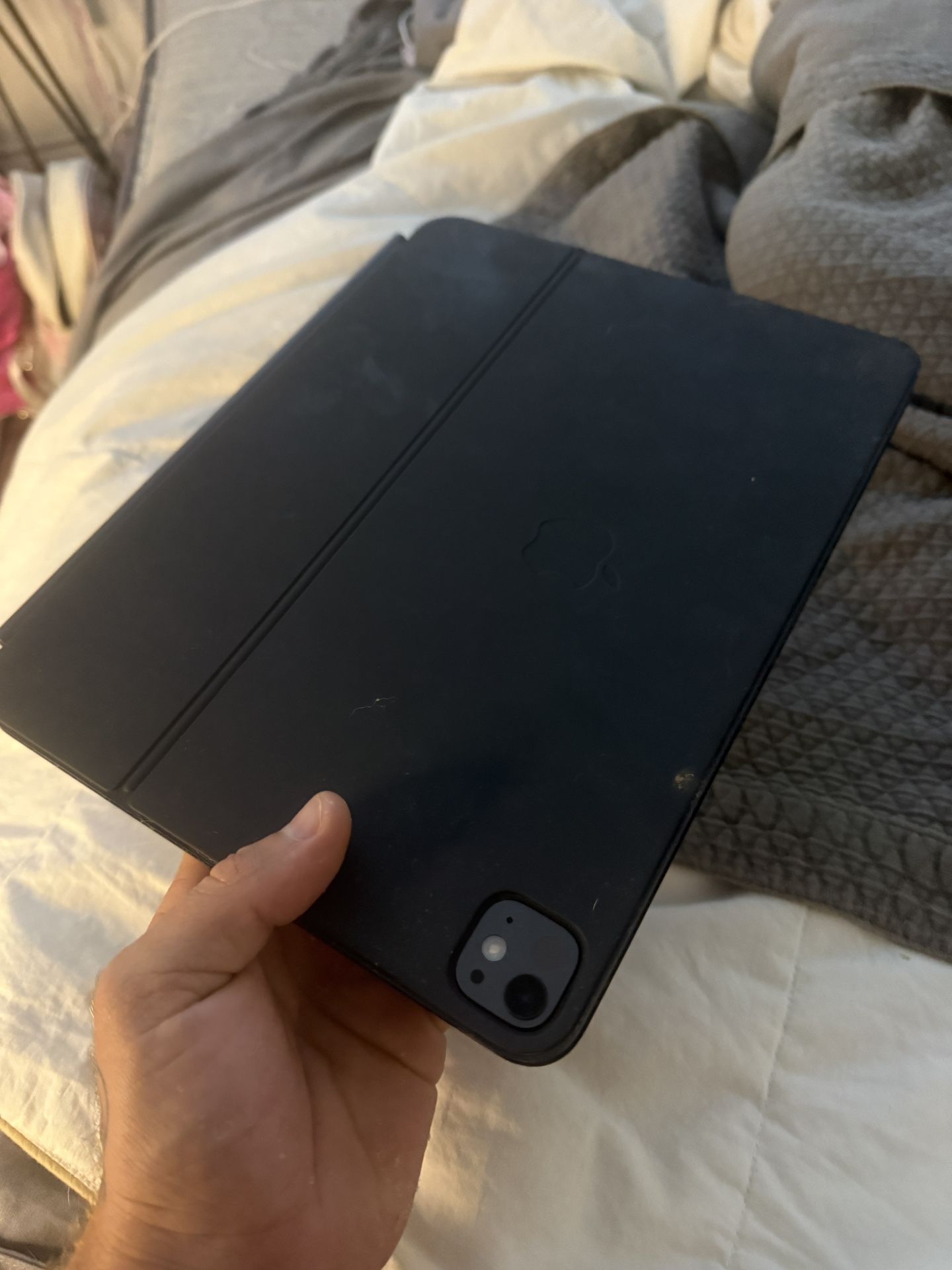 New Gen iPad Pro With Magic Keyboard And Pencil