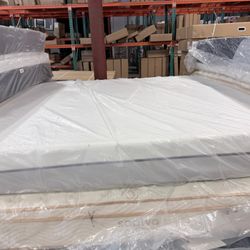 SALE! ✨ KING MATTRESS PURPLE 