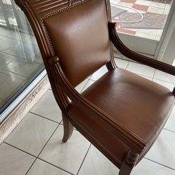 6 Luxury  Dining Room Chairs 