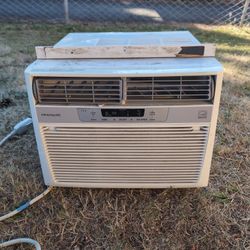 Frigidaire A/C Unit