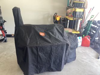 Oklahoma Joe Highland Smoker