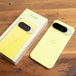 Brand new UNLOCKED Google Pixel 10 Lemongrass Yellow 128GB . iPhone