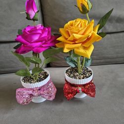 $10 Cada Una  Rosas Eternas Con Su Masetita  Perfecta Para Regalar