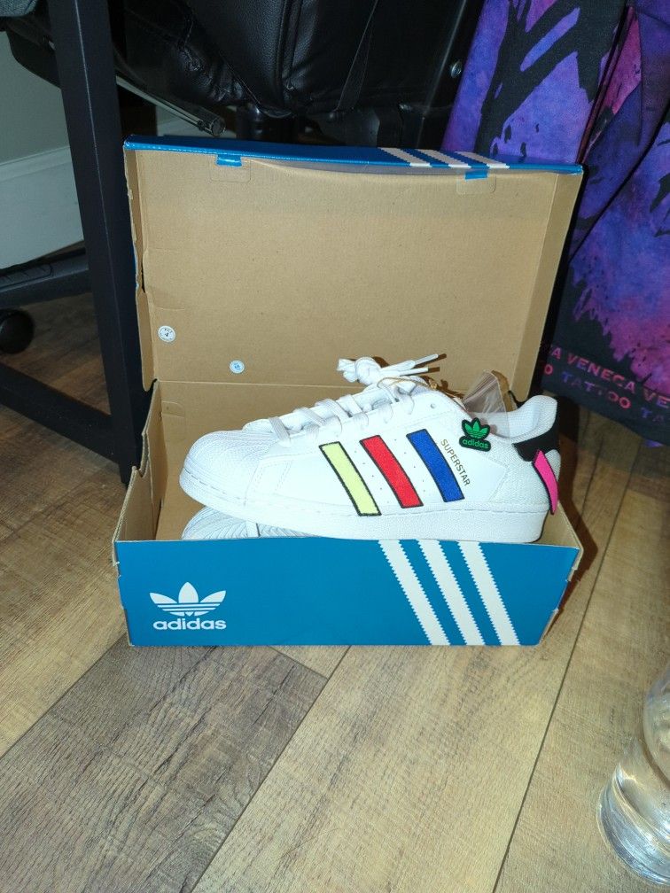 Adidas Super Star Velcro Logo Women's Size 7. 