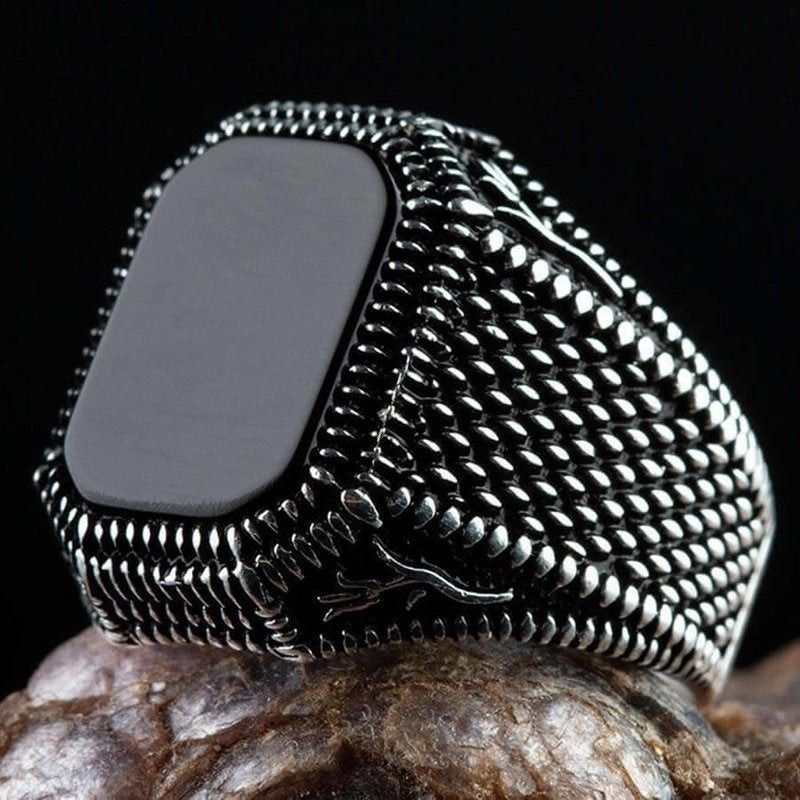 Men's 925 Sterling Silver Domineering Black Onyx Ring - Size 9