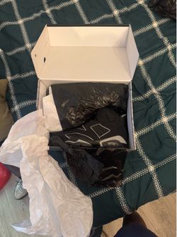 Jordan 6 Retro - Cap & Gown