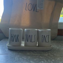Rae Dunn Bathroom Cup Holder