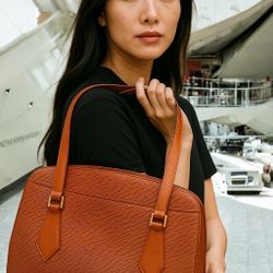 Louis Vuitton Sablon Epi Leather Bag Kenya Brown M52043 AUTH Clean Interior VTG